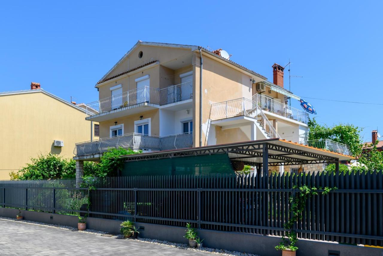 Apartments With A Parking Space Rovinj - 19088 ภายนอก รูปภาพ
