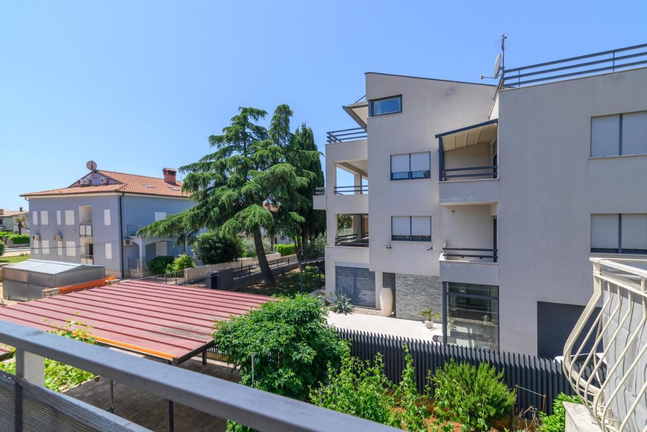 Apartments With A Parking Space Rovinj - 19088 ภายนอก รูปภาพ