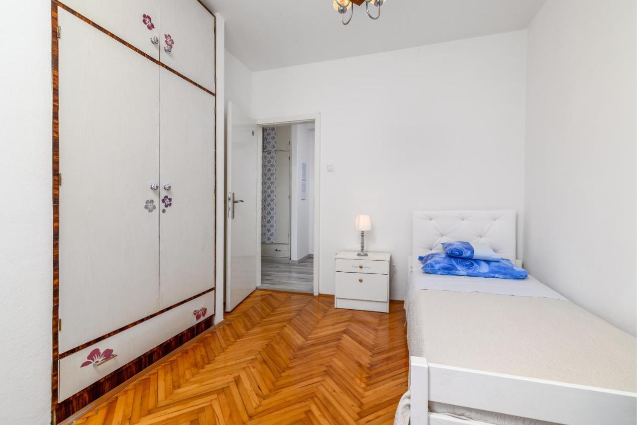 Apartments With A Parking Space Rovinj - 19088 ภายนอก รูปภาพ